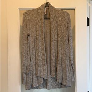 Athleta women’s Pranayama Restore Wrap, XS
